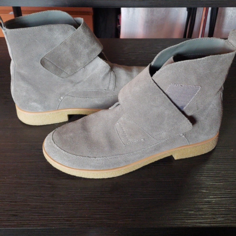 Aerosoles Women's 9.5 gray Ankle Boots